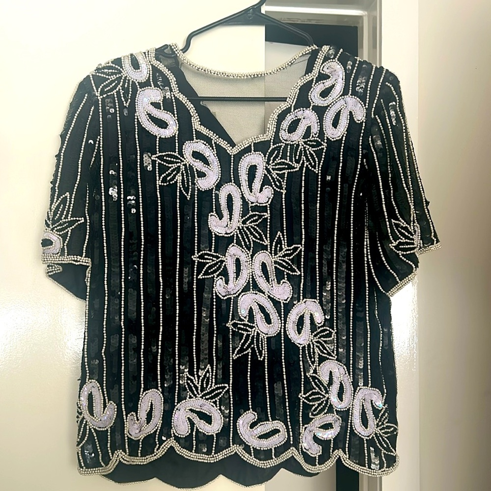 Vintage 80’s beaded black and white top size small
